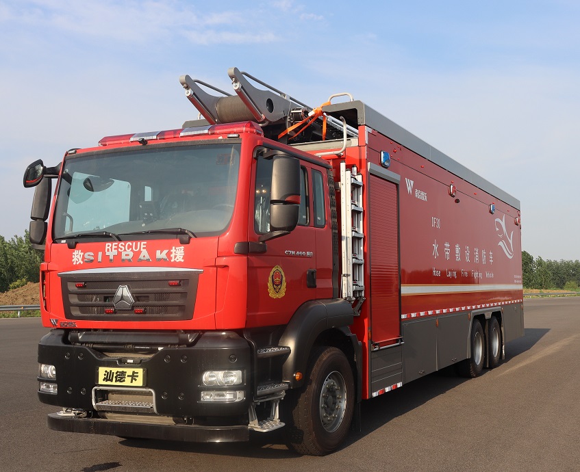 DF30型水帶敷設(shè)消防車(chē)